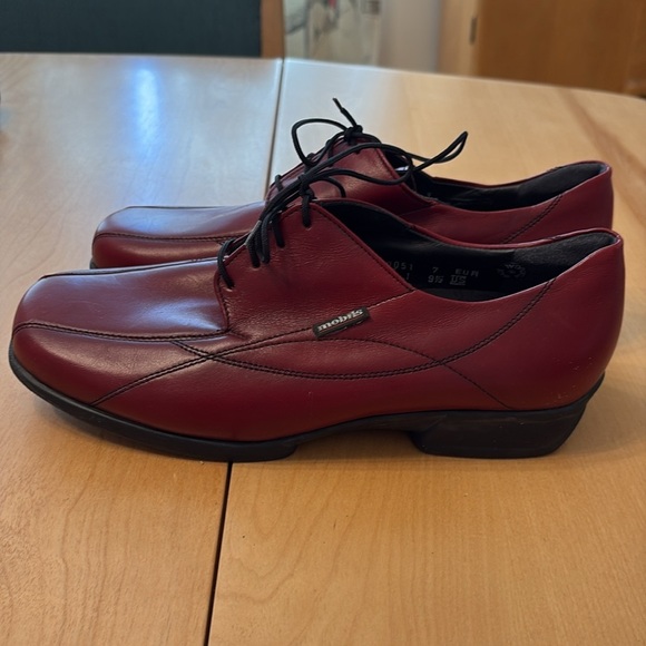 Mephisto Women’s Mobils Air Relax leather shoes. Size 9.5 - Picture 6 of 9
